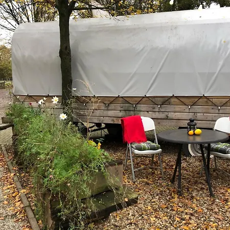 Bed & Breakfast Trekkerswagen Overnachting Bergemo Recreatie Heijen